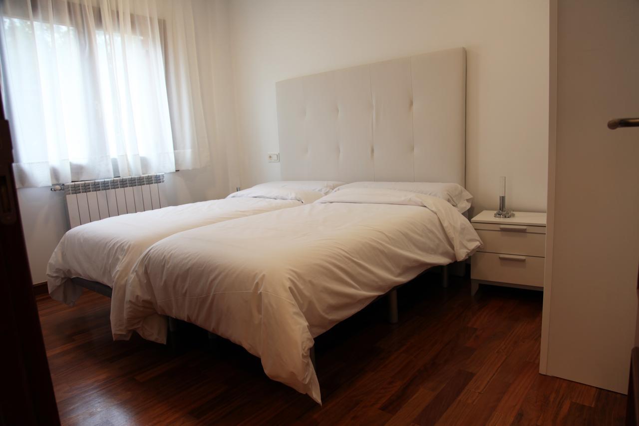 Txikierdi Alde Auto Check-In Hotel Oiartzun Kültér fotó